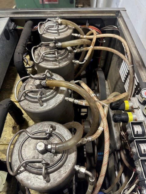 "TAYLOR 349 - 27" W COOLED 4FLAVOUR CARBONATED FROZEN BEVERAGE SLUSHIE MACHINE,1PH - Second Life - Equipment - collection_name