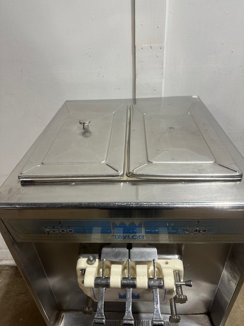 "TAYLOR 754 - 27" H.D COMMERCIAL 1 PH SOFT SERVE ICE CREAM MACHINE, 208/230V - Second Life - Equipment - collection_name