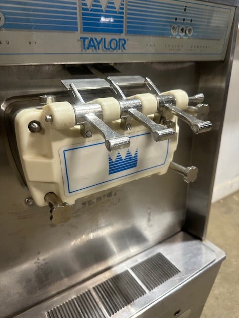 "TAYLOR 754 - 27" H.D COMMERCIAL 1 PH SOFT SERVE ICE CREAM MACHINE, 208/230V - Second Life - Equipment - collection_name