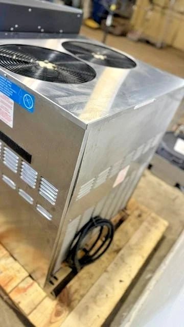 TAYLOR C302 - 27 AIR COOLED 4FLAVOUR CARBONATED FROZEN SLUSHIE MACHINE 1PH - Second Life - Equipment - collection_name