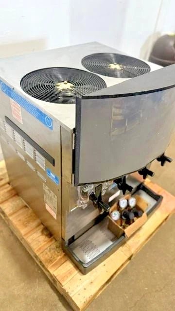TAYLOR C302 - 27 AIR COOLED 4FLAVOUR CARBONATED FROZEN SLUSHIE MACHINE 1PH - Second Life - Equipment - collection_name