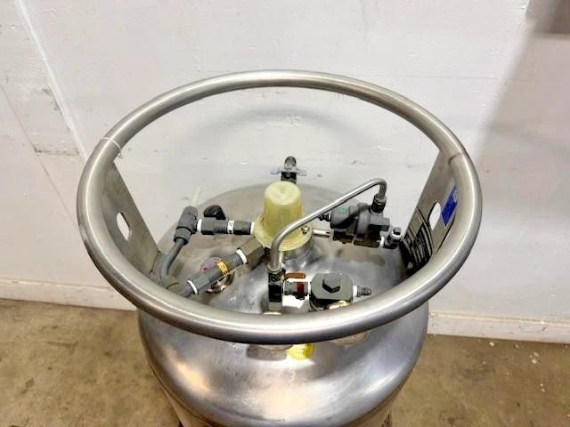 TAYLOR WHARTON XL50HP, CRNL73405C LIQUID CO2 STAINLESS STEEL VACCUME TANK 300PSI - Second Life - Equipment - collection_name