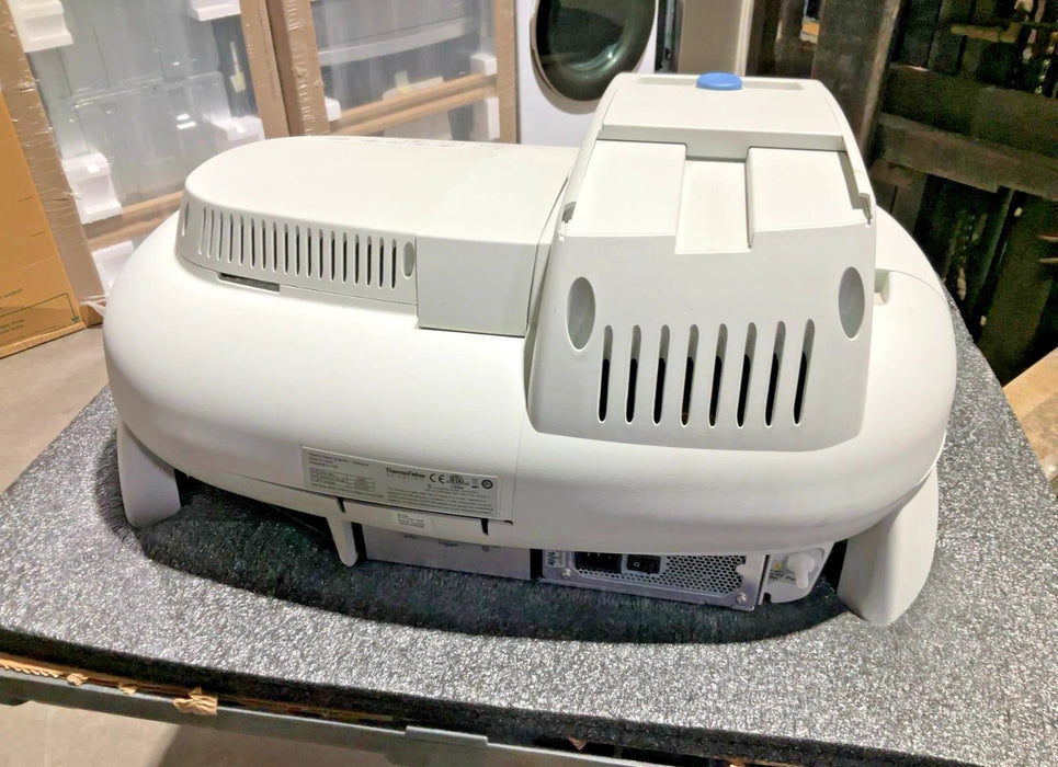 Thermo Fisher Scientific Evolution 220 UV - Visible Spectrophotometer V - Second Life - Equipment - collection_name