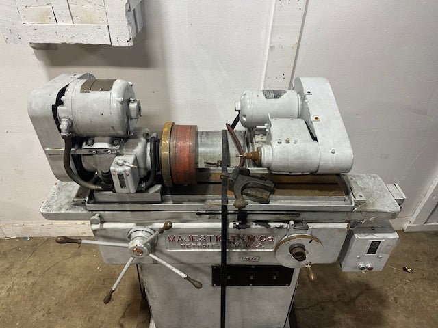 T&M MAJESTIC G 14 UNIVERSAL CYLINDRICAL GRINDER,460V,SPINDLE MOTOR 440V,3300 RPM; - Second Life - Equipment - collection_name