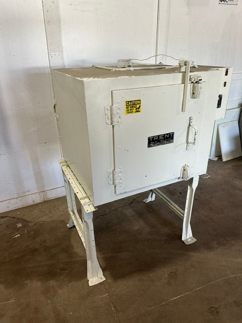 "TRENT" INDUSTRIAL ELECTRIC BATCH OVEN HEAT TREAT OVEN 650F MAX TEMP 208V 3PH ON STAND - Second Life-Equipment-#collection_name#