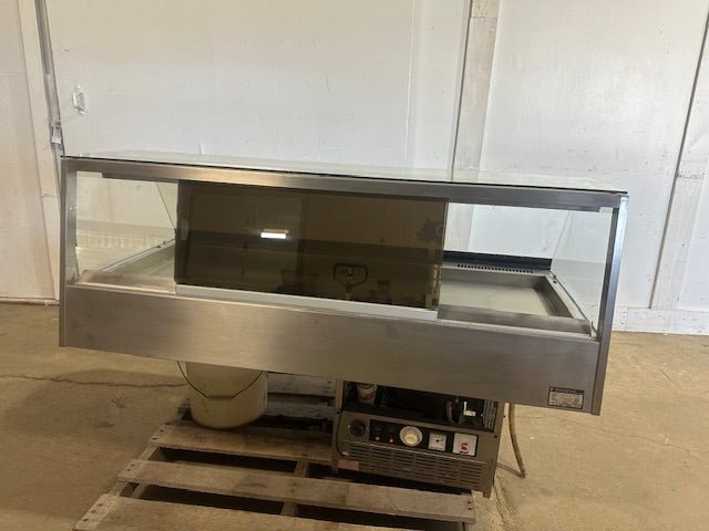 UBERT GASTROTECHNIK GMBH KT - 1400USA REFRIGERATED TOP LINE SERVING DISPLAY CASE - Second Life - Equipment - collection_name
