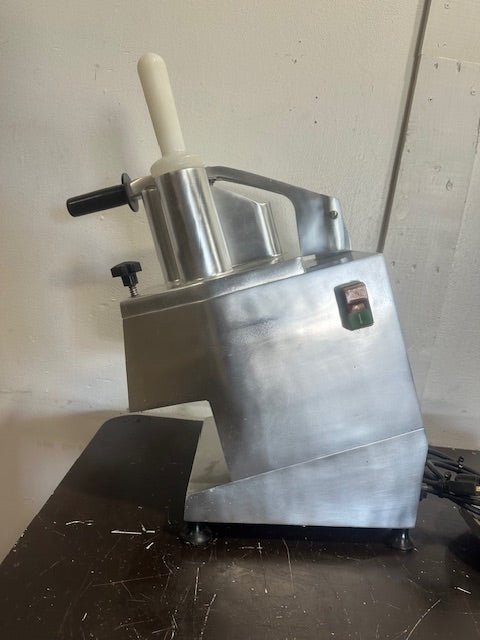 UNIWORLD FP - 300A COMMERCIAL FOOD PROCESSOR/SLICER/CHOPPER w/ 5 EXTRA BLADES - Second Life - Equipment - collection_name