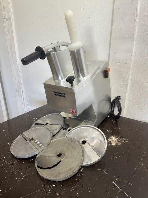 UNIWORLD FP - 300A COMMERCIAL FOOD PROCESSOR/SLICER/CHOPPER w/ 5 EXTRA BLADES - Second Life - Equipment - collection_name