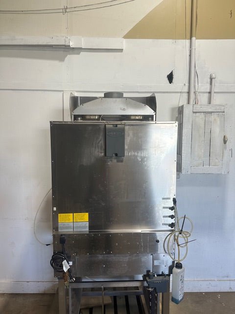 UNOX NATURAL GAS DIGITAL COMBINATION OVEN STEAMER ON STAND 4 RACKS 4 SHELVES - Second Life - Equipment - collection_name