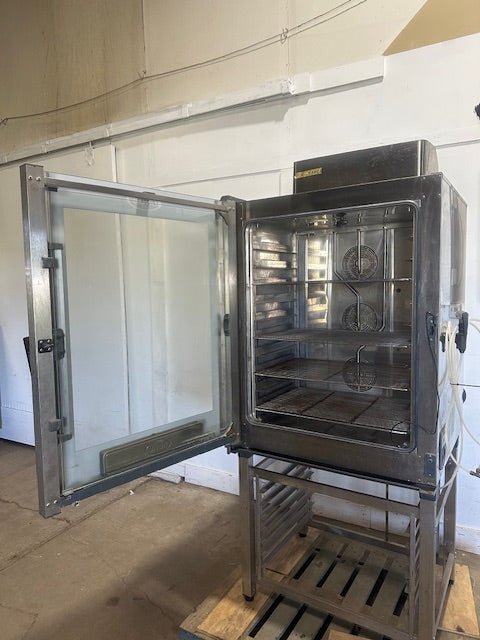 UNOX NATURAL GAS DIGITAL COMBINATION OVEN STEAMER ON STAND 4 RACKS 4 SHELVES - Second Life - Equipment - collection_name