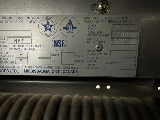 "US RANGE U48-6G12RS" N GAS 48" 6 BURNER RANGE W/ 12" GRIDDLE, OVEN AND CABINET BASE - Second Life-Equipment-#collection_name#