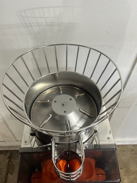"VEVOR NS2000E - 4P"120V AUTOMATIC JUICE SQUEEZER EXTRACTOR/ORANGE JUICER MACHINE - Second Life - Equipment - collection_name