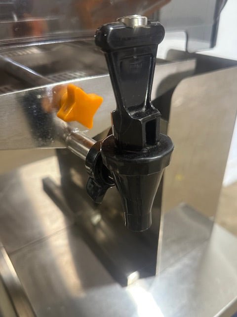 "VEVOR NS2000E - 4P"120V AUTOMATIC JUICE SQUEEZER EXTRACTOR/ORANGE JUICER MACHINE - Second Life - Equipment - collection_name