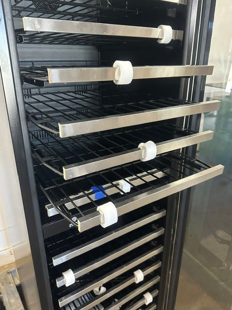 "VINOTEMP EL-142SDST" COMMERCIAL 155- BOTTLE DUAL ZONE LIGHTED WINE COOLER ,1PH - Second Life-Equipment-collection_name