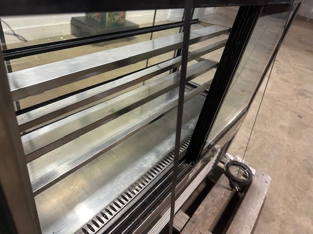 "VOLLRATH HDEA24A" H.D COMMERCIAL ELECTRIC HEATED DISPLAY CASE WITH 2 SHELVES - Second Life - Equipment - #collection_name#