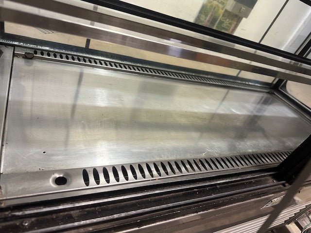 "VOLLRATH HDEA24A" H.D COMMERCIAL ELECTRIC HEATED DISPLAY CASE WITH 2 SHELVES - Second Life - Equipment - #collection_name#