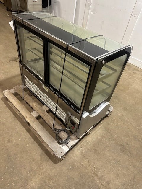 "VOLLRATH HDEA24A" H.D COMMERCIAL ELECTRIC HEATED DISPLAY CASE WITH 2 SHELVES - Second Life - Equipment - #collection_name#