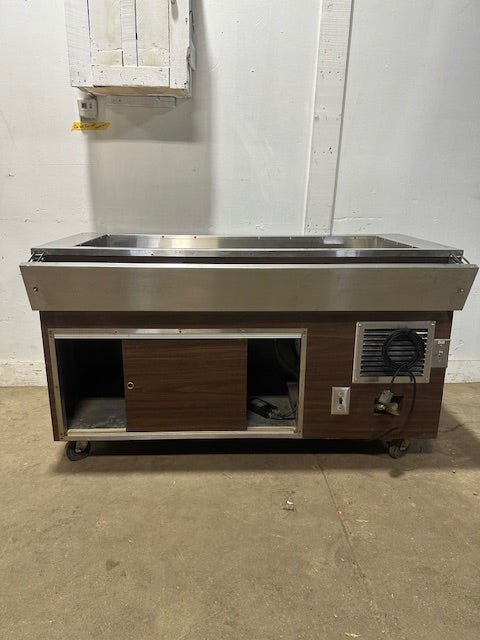 "VOLLRATH R39962"COMMERCIAL 35"H X 60"W SALAD/COLD FOOD BUFFET TABLE 120V,1PH - Second Life - Equipment - collection_name