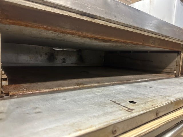 "VULCAN 7018AIB"H.D COMMERCIAL NATURAL GAS SINGLE DECK PIZZA OVEN - Second Life - Equipment - collection_name