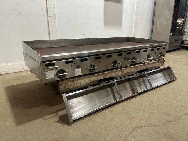 "VULCAN MSA72 - 101"COMMERCIAL NATURAL GAS 72"W COUNTERTOP GRIDDLE W/ GREASE PAN - Second Life - Equipment - collection_name