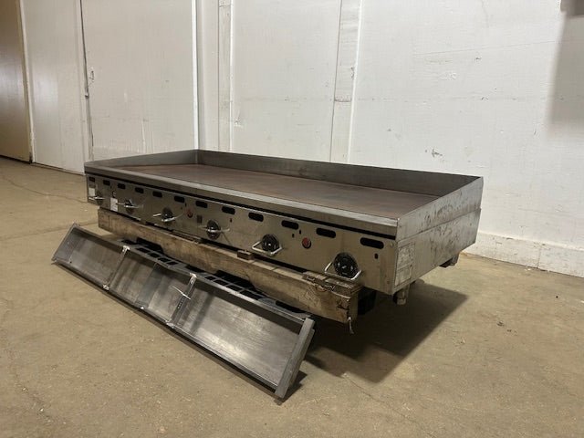 "VULCAN MSA72 - 101"COMMERCIAL NATURAL GAS 72"W COUNTERTOP GRIDDLE W/ GREASE PAN - Second Life - Equipment - collection_name