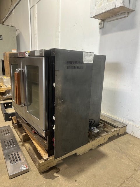 "VULCAN SG - 2SME"H.D COMMERCIAL N GAS CONVECTION OVEN WITH BASE AND 5 RACKS - Second Life - Equipment - collection_name