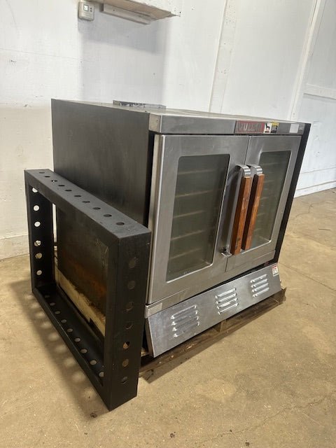 "VULCAN SG - 2SME"H.D COMMERCIAL N GAS CONVECTION OVEN WITH BASE AND 5 RACKS - Second Life - Equipment - collection_name