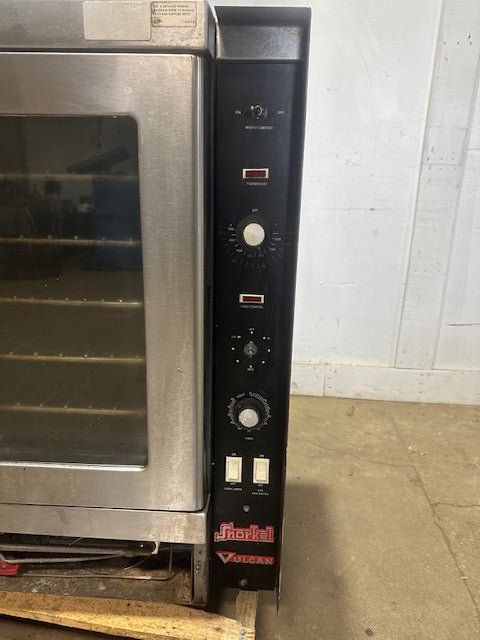 "VULCAN SG - 2SME"H.D COMMERCIAL N GAS CONVECTION OVEN WITH BASE AND 5 RACKS - Second Life - Equipment - collection_name