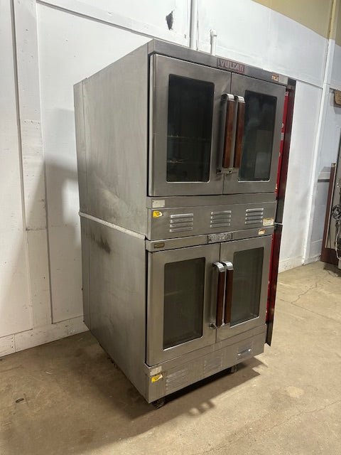 "VULCAN SG1010T" COMMERCIAL N GAS DOUBLE STACK CONVECTION OVEN WITH 4 RACKS - Second Life - Equipment - collection_name