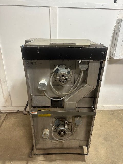 "VULCAN SG1010T" COMMERCIAL N GAS DOUBLE STACK CONVECTION OVEN WITH 4 RACKS - Second Life - Equipment - collection_name