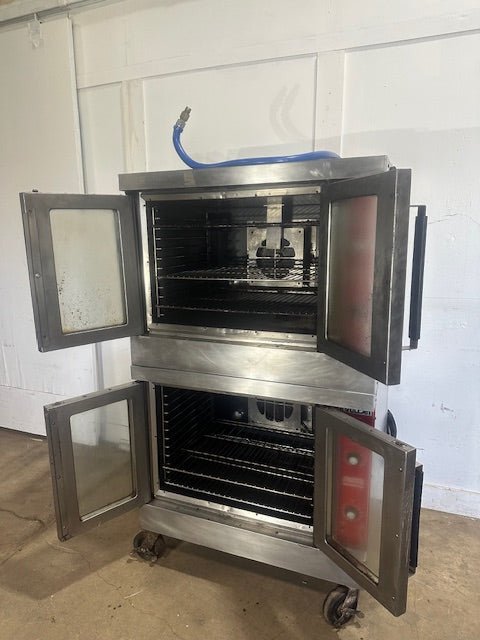 "VULCAN VC4GD - 10"COMMERCIAL NATURAL GAS DOUBLE STACK CONVECTION OVEN ON CASTERS - Second Life - Equipment - collection_name