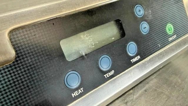 Waring Heavy Duty Commercial WIH400 Countertop Induction Range, NSF Certified - Second Life - Equipment - collection_name