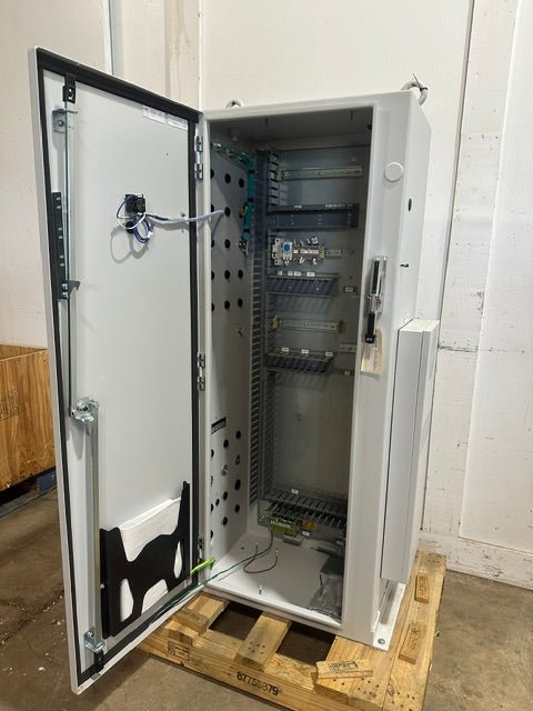 X-bar EC-DH22 Automation electrical control drive servo panel with a E308M heat exchange - Second Life-Equipment-collection_name