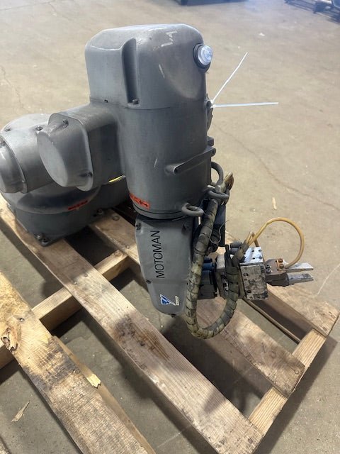 YASKAWA MOTOMAN YR - HP3 - A01 H.D INDUSTRIAL ROBOTIC MANIPULATOR ARM - Second Life - Equipment - collection_name