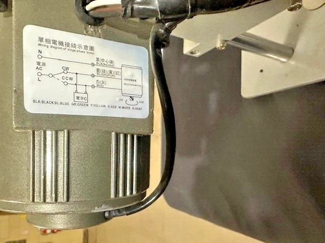 YIFUN DDX - 450 DESKTOP ELECTRIC 110V BOTTLE CAPPING MACHINE Cap Screwing Locking - Second Life - Equipment - collection_name