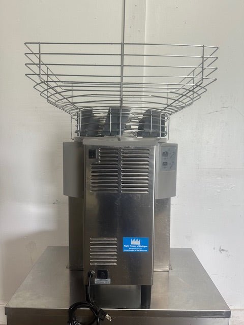ZUMMO Z14C 110V H.D COMMERCIAL S.S AUTOMATIC CITRUS JUICE MACHINE W/2 TRASH CANS - Second Life - Equipment - collection_name